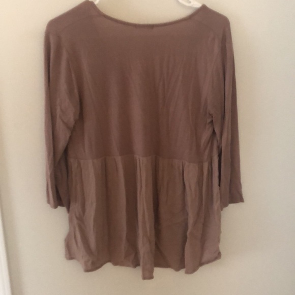 Urban top - Picture 4 of 4